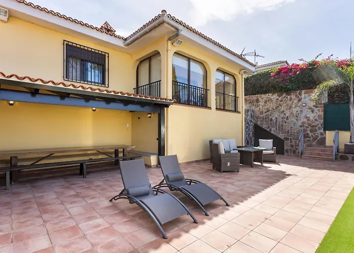 Home2book Charming Haven Bbq & Pool, Chalé La Orotava